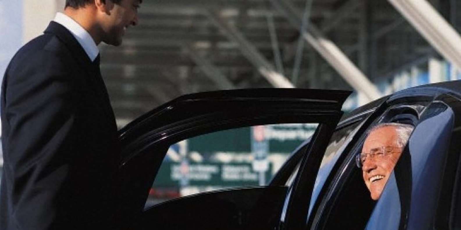 Premium Limo Service Vancouver to Seattle – Luxury Travel