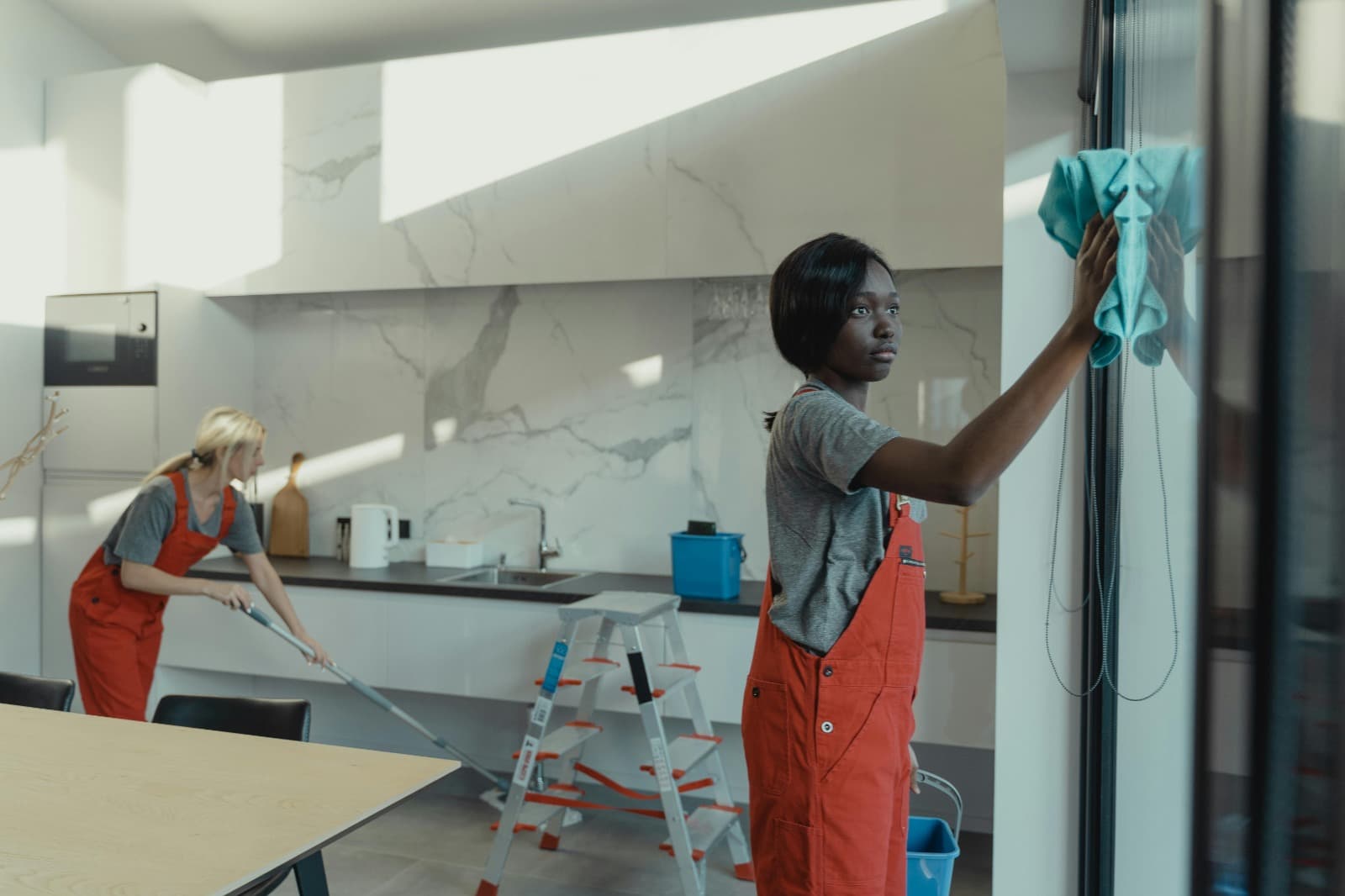 Kitchen Deep Cleaning Dubai for Homes, Hotels, and Cafes