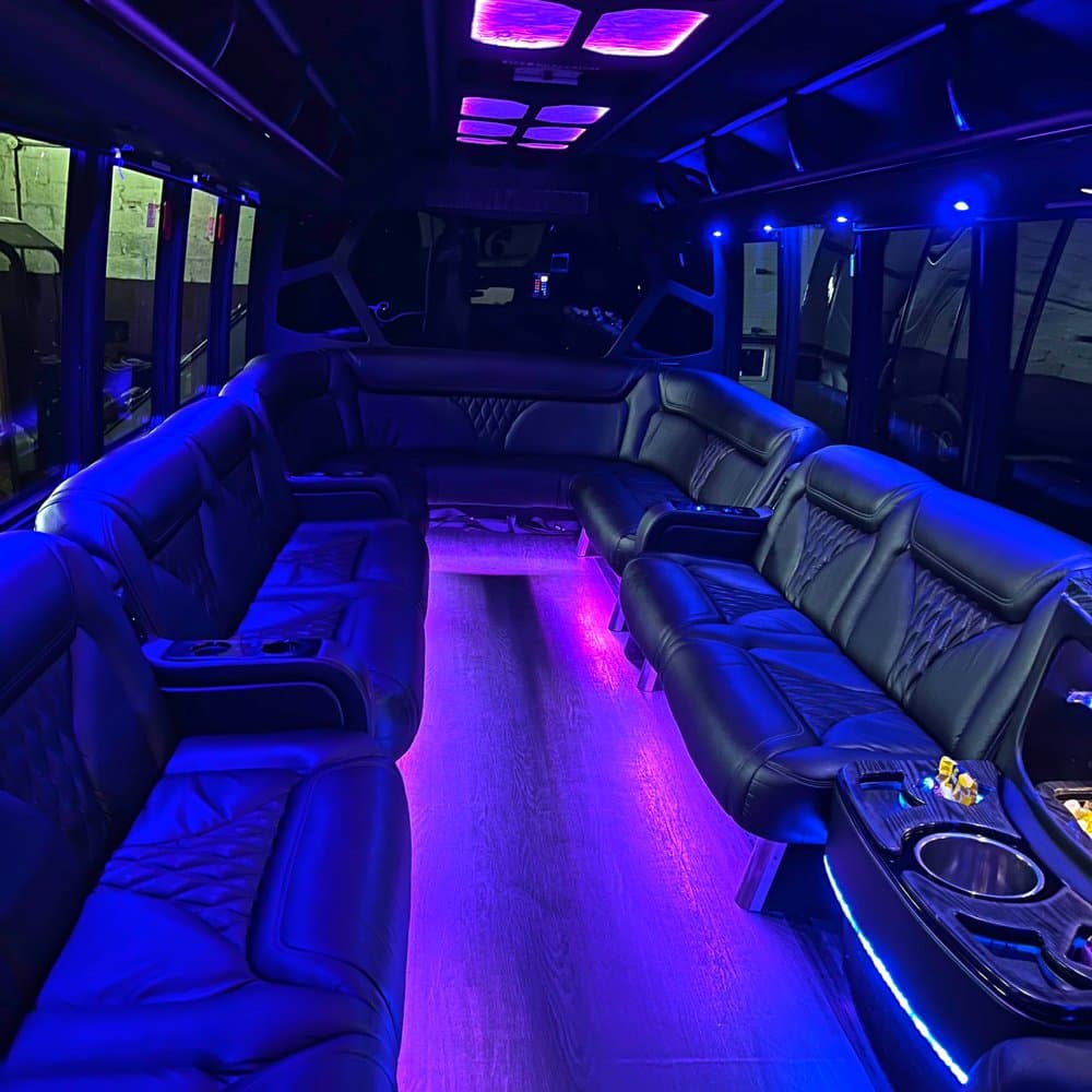 Private car from Vancouver to Whistler available 24/7