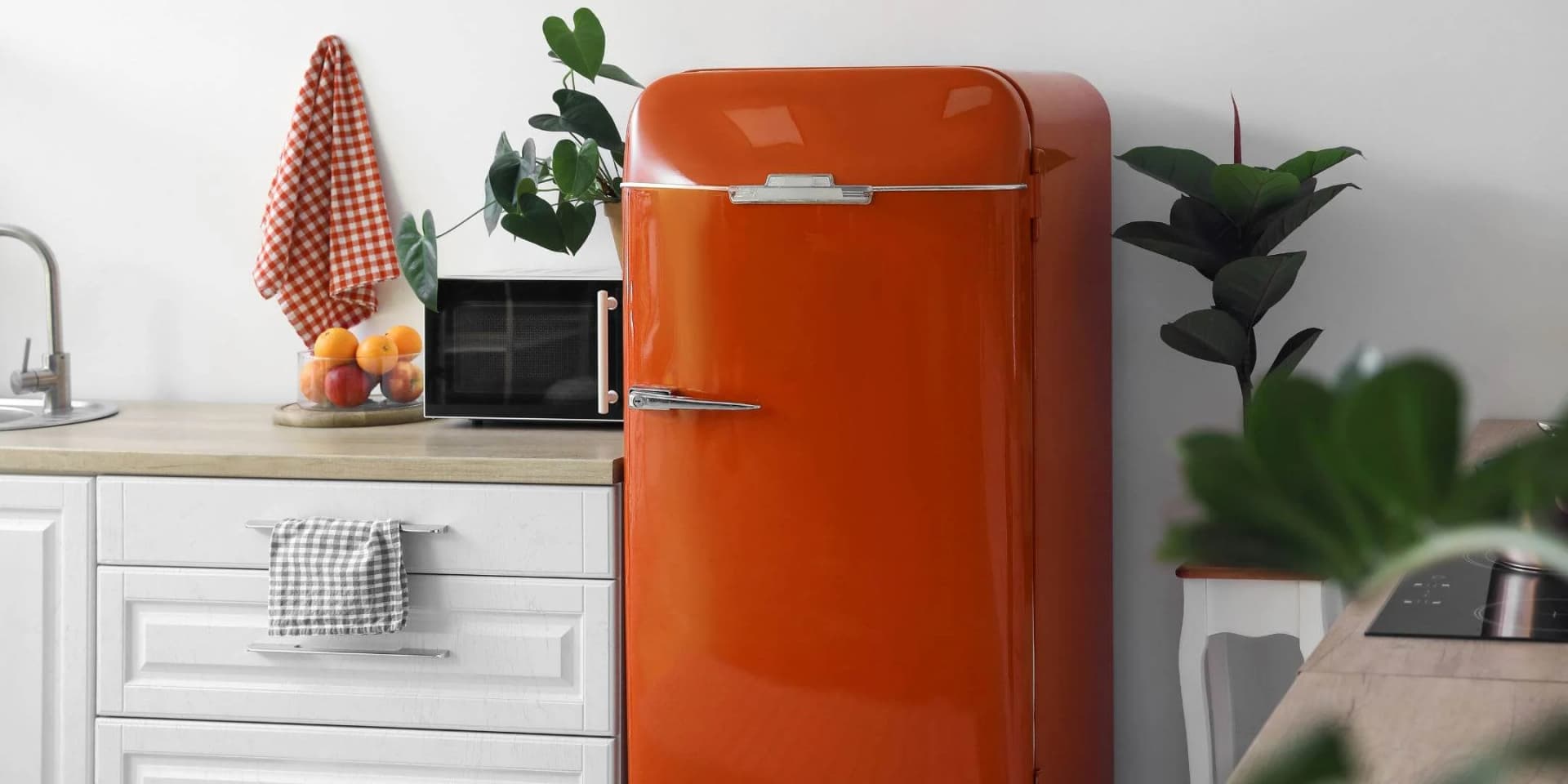 Bold &amp; Stylish Retro Appliances by Magic Chef