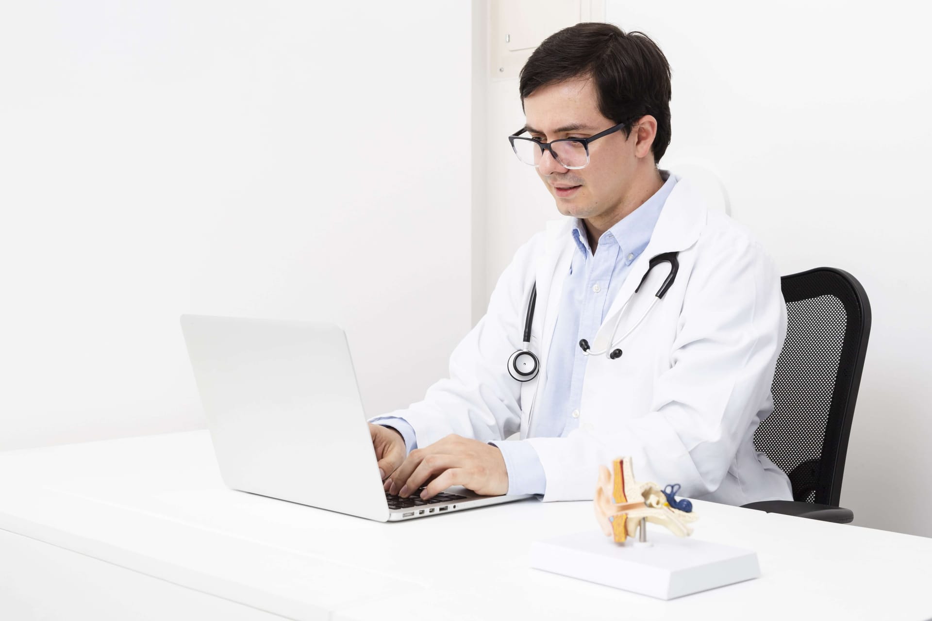 Tele Doctor On Call: Reliable Low-Cost Online Doctor Access
