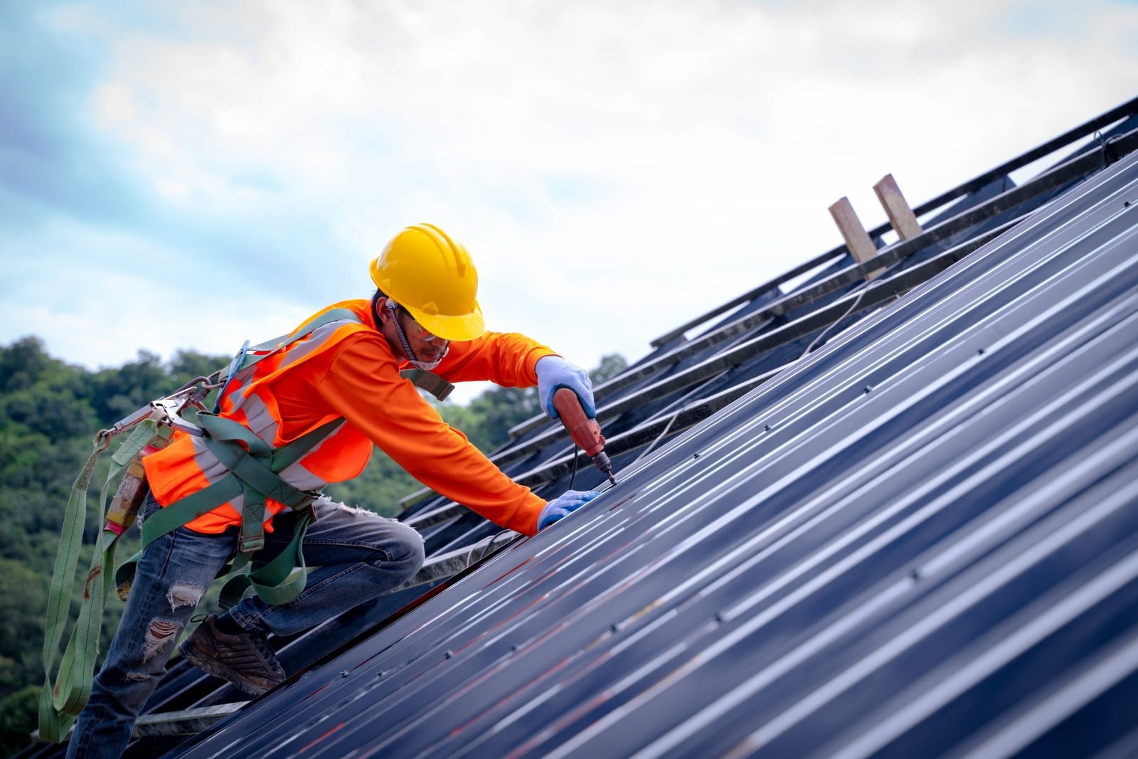 Commercial Roofing Services for Roof Replacement and Repairs