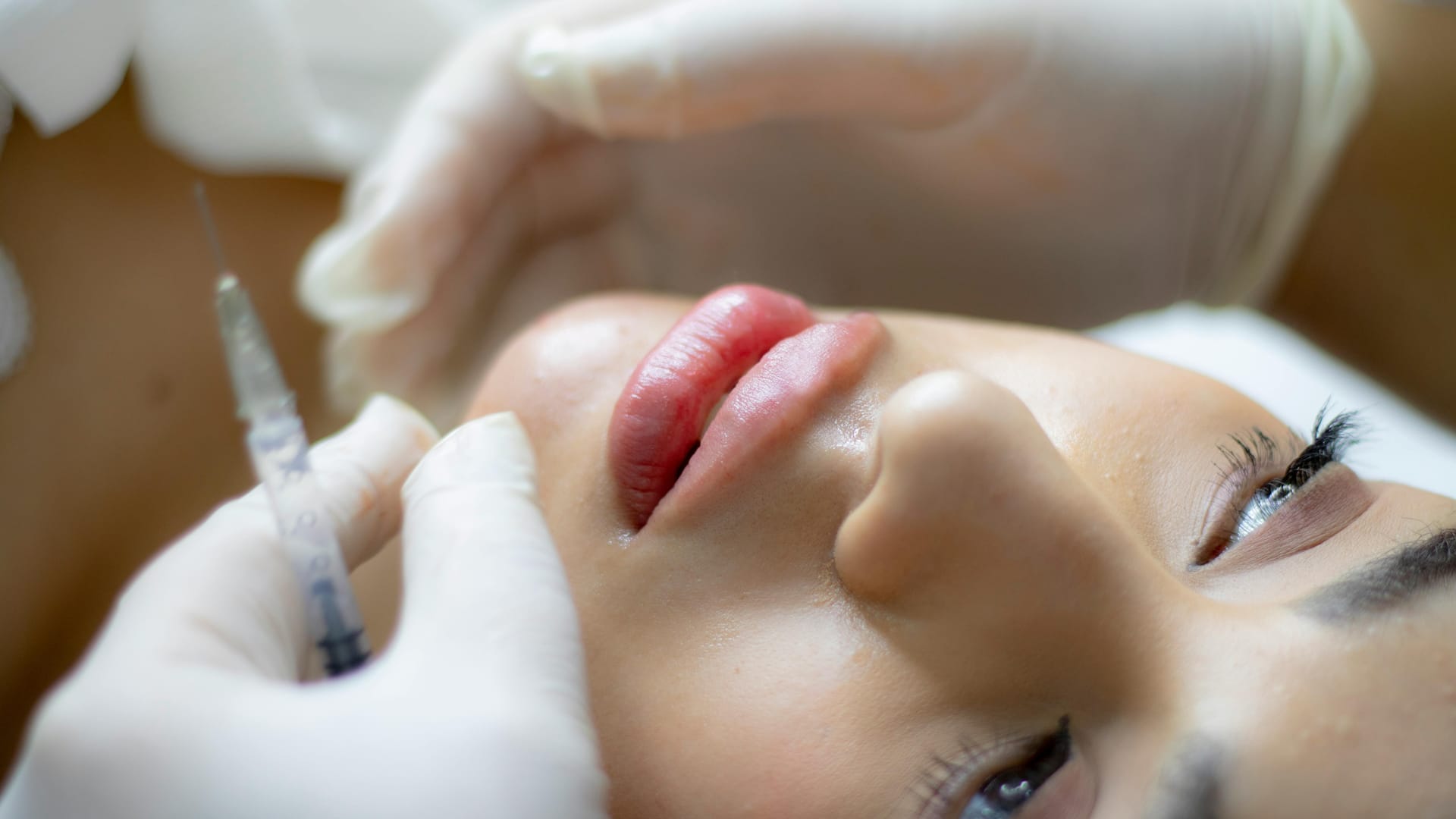 Clear & Smooth: Professional Face Treatments for Blemish-Free Skin